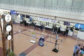 Haneda Airport quiet due to new coronavirus